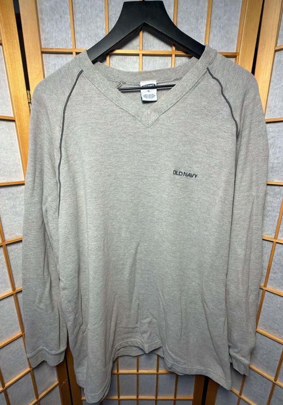 Old Navy V-Neck Waffle Knit Thermal Long Sleeve Shirt Size XL Gray